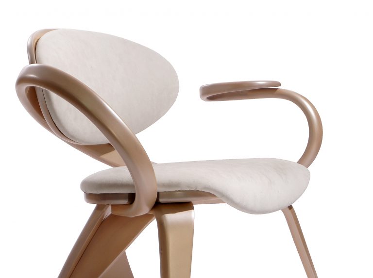 Мягкая банкетка с подлокотниками из натурального массива